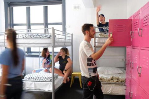 The Downing Hostel - Sunshine Coast Guide 3