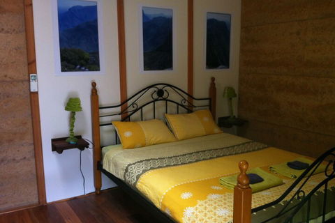 Windrose B&B - Sunshine Coast Guide 5