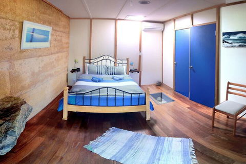 Windrose B&B - Sunshine Coast Guide 6