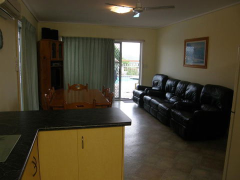 Ambience Holiday Apartments - Sunshine Coast Guide 6