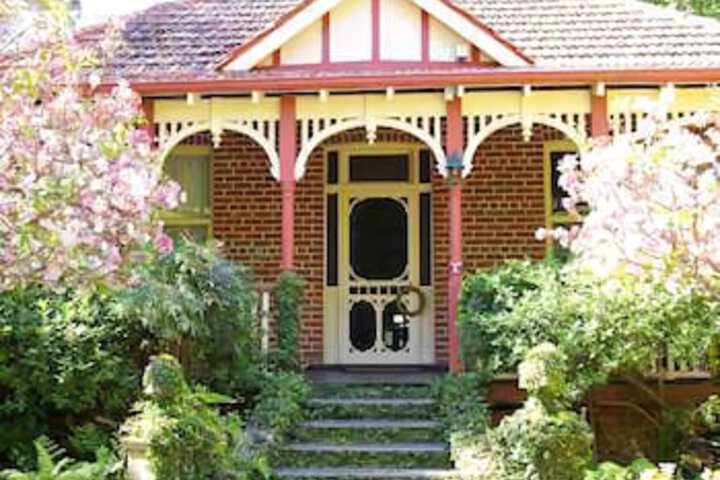 Reservoir WA Sunshine Coast Guide