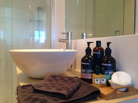 Arjuna Ridge Bed & Breakfast - Sunshine Coast Guide 6