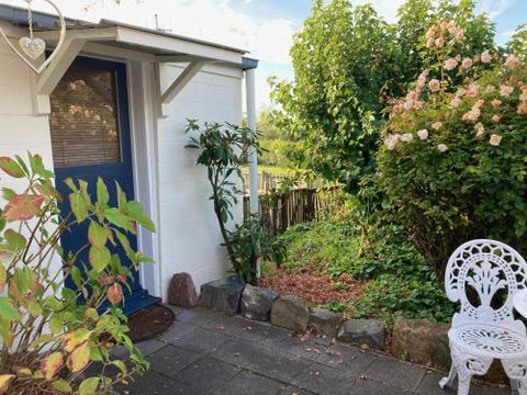 Orfords Sanda House B & B - Sunshine Coast Guide 5