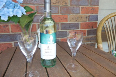 Mast Gully Gardens Bed & Breakfast - Sunshine Coast Guide 0