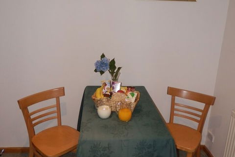 Mast Gully Gardens Bed & Breakfast - Sunshine Coast Guide 5