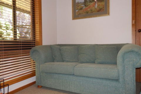 Mast Gully Gardens Bed & Breakfast - Sunshine Coast Guide 1