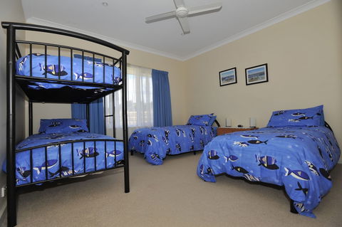 Searenity Holiday Accommodation - Sunshine Coast Guide 4