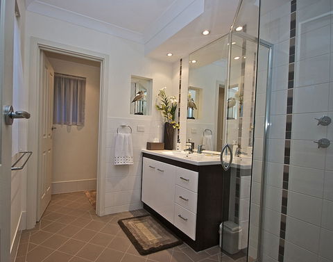 Searenity Holiday Accommodation - Sunshine Coast Guide 2