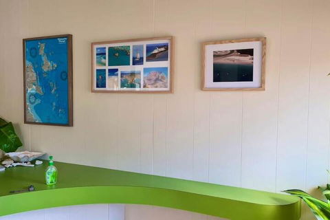Paradise Court Holiday Units - Sunshine Coast Guide 2