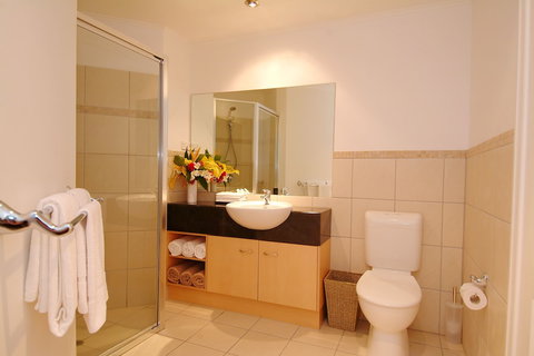 The Mediterranean Beachfront Apartments - Sunshine Coast Guide 4