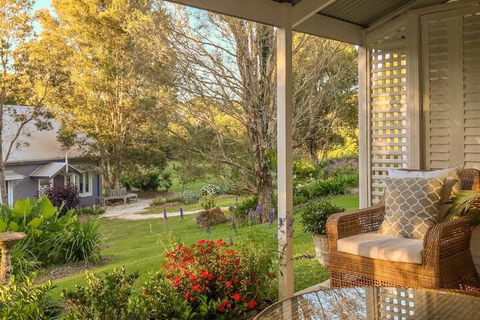 Abelia House - Sunshine Coast Guide 7