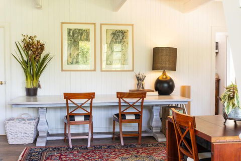 Abelia House - Sunshine Coast Guide 6