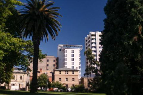 Avalon City Retreat - Sunshine Coast Guide 7