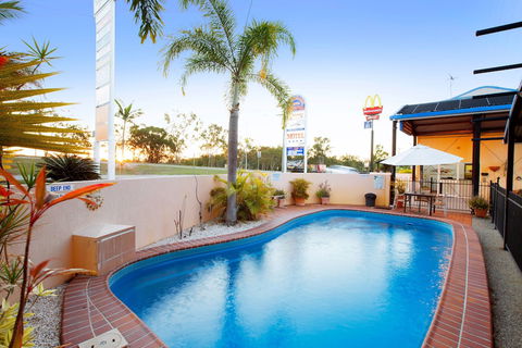 Glenmore Tavern - Sunshine Coast Guide 6