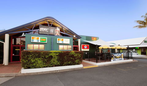 Glenmore Tavern - Sunshine Coast Guide 1