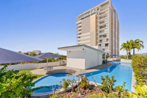 Direct Hotels â€“ Dalgety Apartments - Sunshine Coast Guide 0