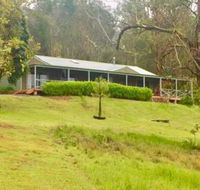 Grand View Holiday Home - Sunshine Coast Guide