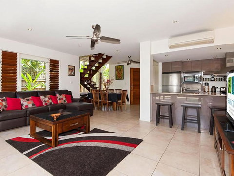 Tropical Oasis 8 Templemoon - Sunshine Coast Guide 4