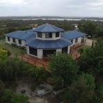 A Tranquil Retreat - Sunshine Coast Guide 0