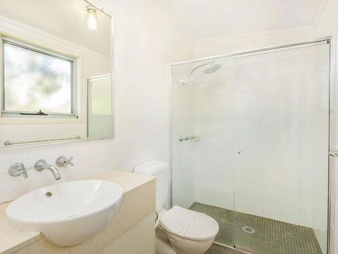 Angourie Blue 7 Stroll To Surfing Beaches. - Sunshine Coast Guide 4