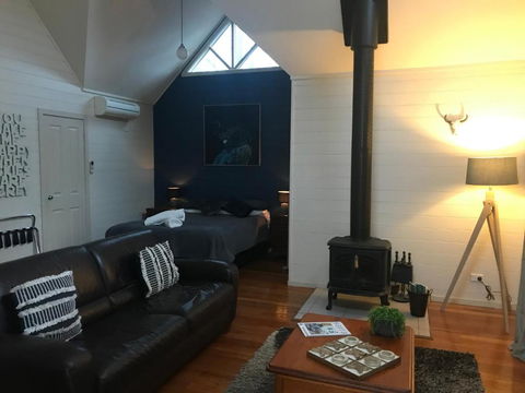 Two Truffles Cottages - Sunshine Coast Guide 3