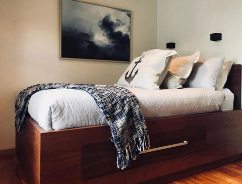Salt Box Hideaway - Sunshine Coast Guide 2