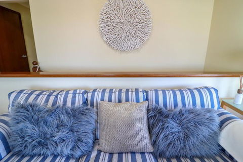 Anglers Abode - Sunshine Coast Guide 3