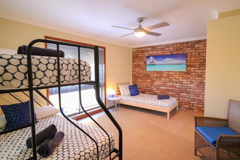 Anglers Abode - Sunshine Coast Guide 7