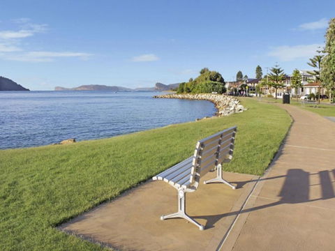 Ocean Panorama 1 Bedroom Oceanview Apt - Sunshine Coast Guide 3