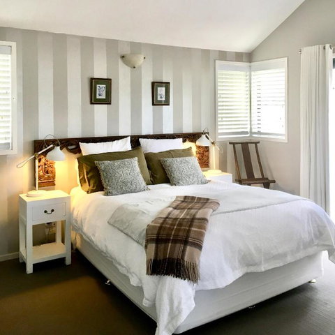 The Residence KVee In The Heart Of The Village - Sunshine Coast Guide 2