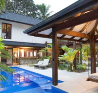 Spice at Oak Award Winning Luxury Absolute Oceanfront House Oak Beach Near Port Douglas - Sunshine Coast Guide