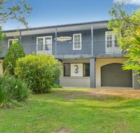 Bonny Beach House Holiday accommodation with pool - Sunshine Coast Guide