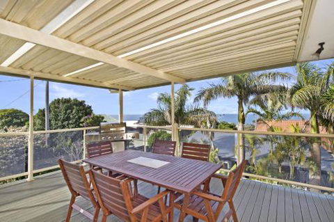 SEAVIEW DREAM Bonny Hills - Sunshine Coast Guide 4