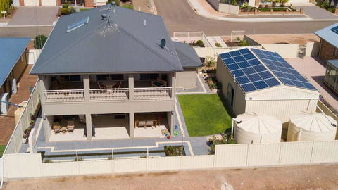 Rezare House Bed & Breakfast - Sunshine Coast Guide 4