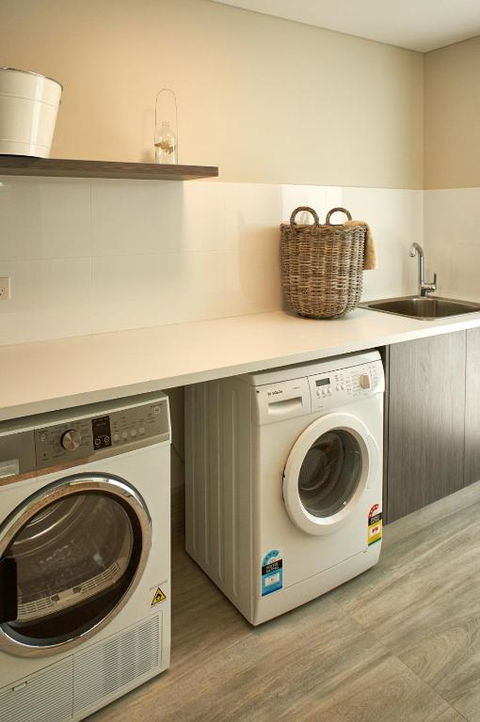 The Urban Beach House - Sunshine Coast Guide 6