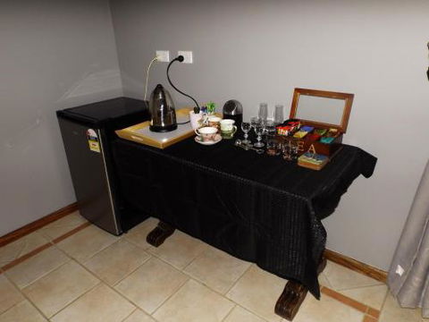Yorks Lookout Lodge Bed & Breakfast - Sunshine Coast Guide 6