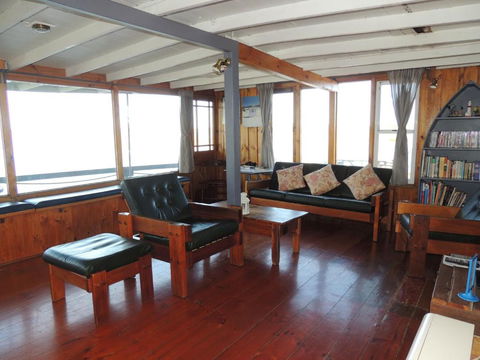 PS Federal Retreat Paddle Steamer Goolwa - Sunshine Coast Guide 6