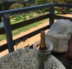 Springmead Rustic Cabin - Sunshine Coast Guide