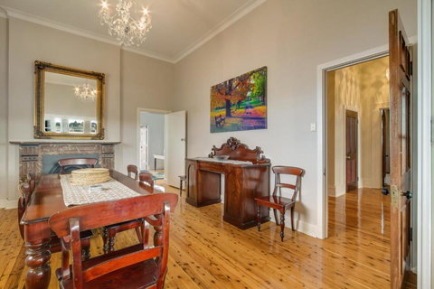 The Managers Residence - Sunshine Coast Guide 4