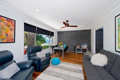 Anchor Lodge - Sunshine Coast Guide 6