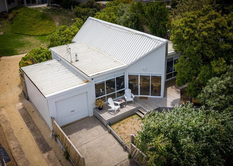 47 Baker Street - Sunshine Coast Guide 5