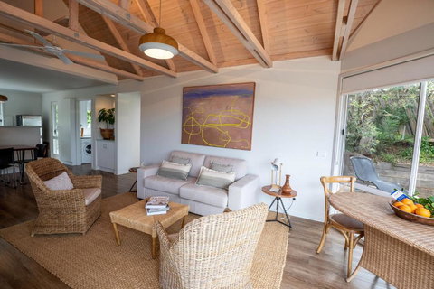 47 Baker Street - Sunshine Coast Guide 2