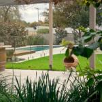 29 Jane - Sunshine Coast Guide 0