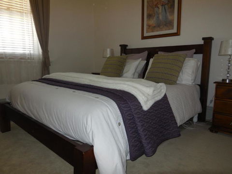 Amalie Cottage Waikerie Unit 1 - Sunshine Coast Guide 2