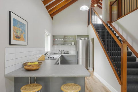 Bush Retreat With Private Pool - Sunshine Coast Guide 6