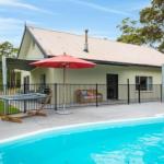 Bush Retreat With Private Pool - Sunshine Coast Guide 0