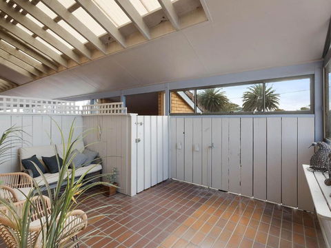 Sheridan Court On Wagonga - Sunshine Coast Guide 6
