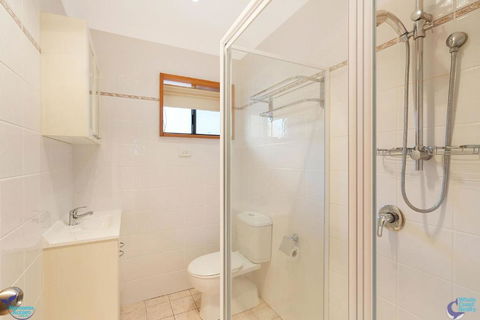 Bayview Unit Stunning Inlet Views - Sunshine Coast Guide 4
