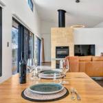 Shadow Creek McLaren Vale - Sunshine Coast Guide 0