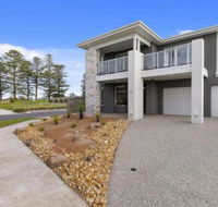 Bunya by The Sea - Sunshine Coast Guide